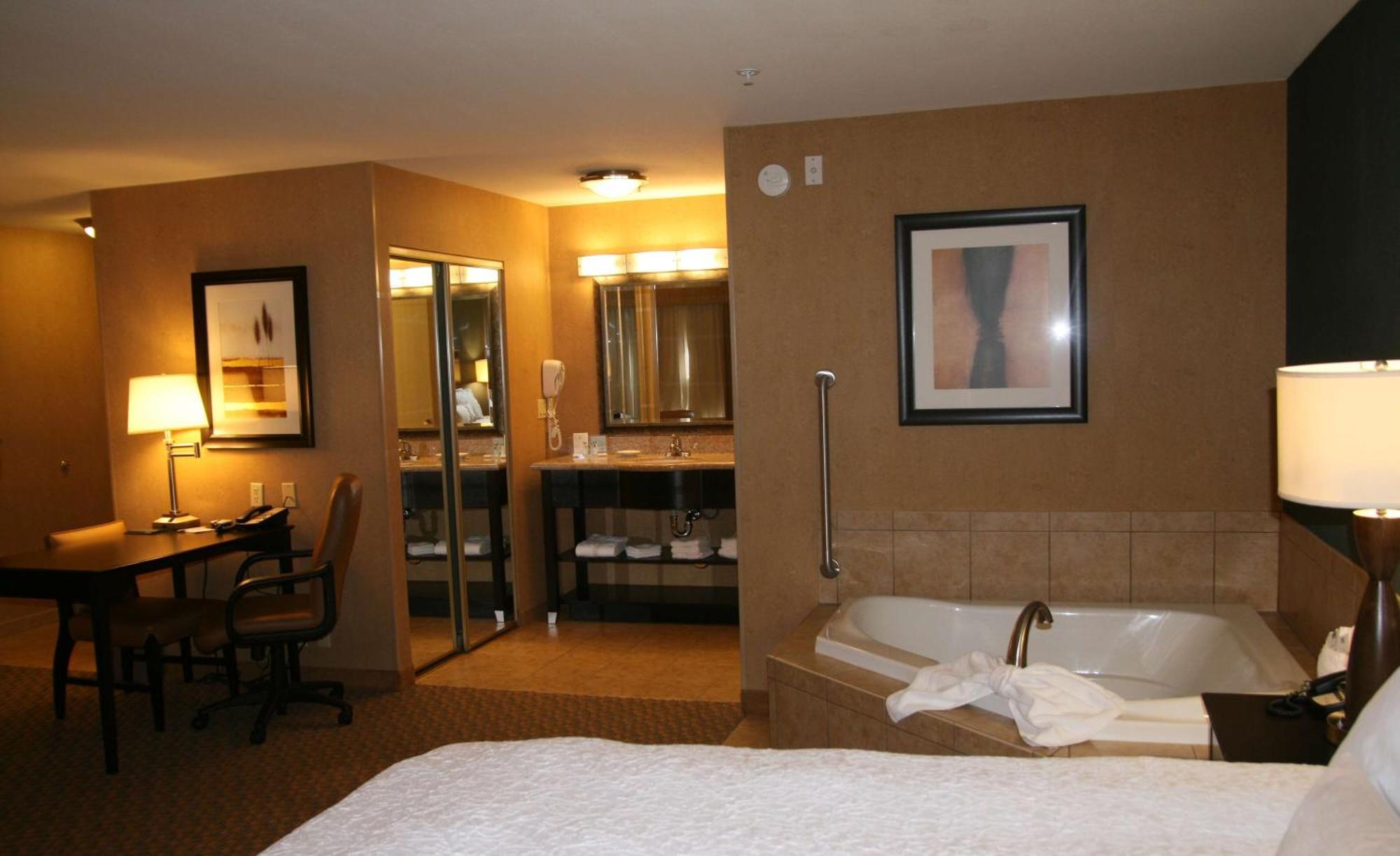 Hampton Inn And Suites Барстоу Екстериор снимка